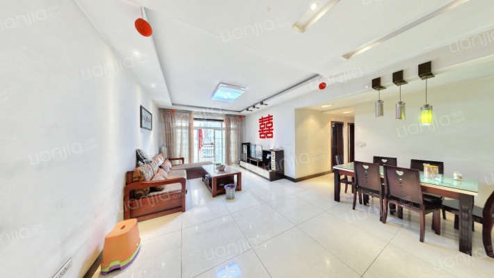 拓展公寓二手房实景图