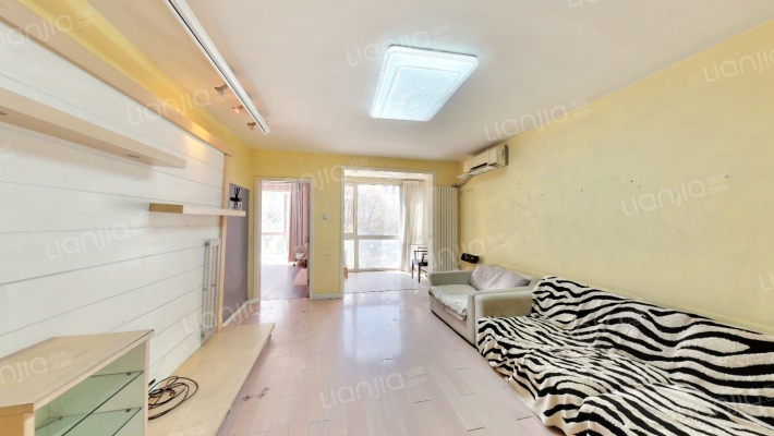 城市出品二手房实景图