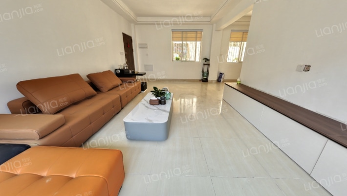 花苑综合大楼二手房实景图