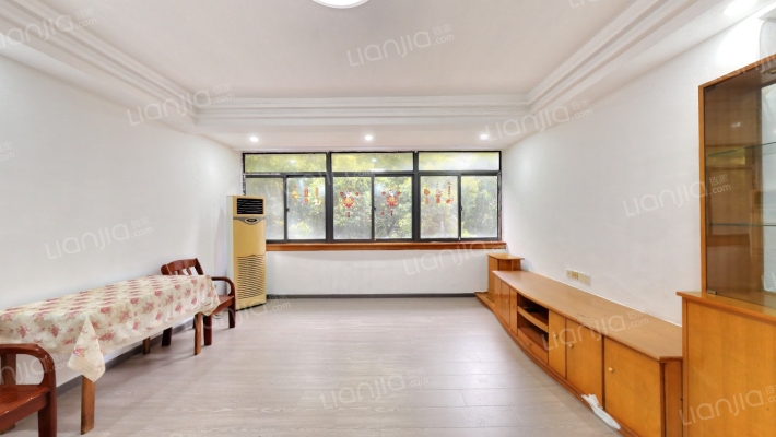 惠中社区二手房实景图