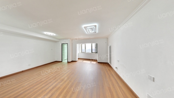 中加大厦二手房实景图