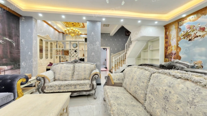 翡翠山城二手房实景图