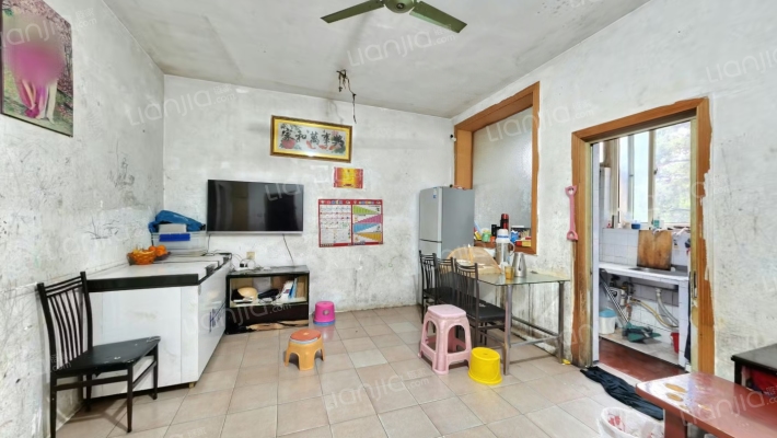 手拖生活小区二手房实景图