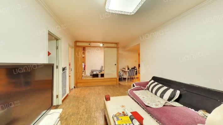 新纪家园二手房实景图