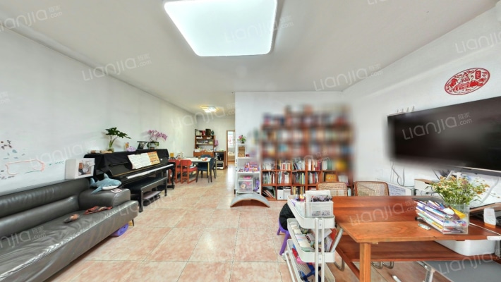 八大处整形医院家属楼二手房实景图