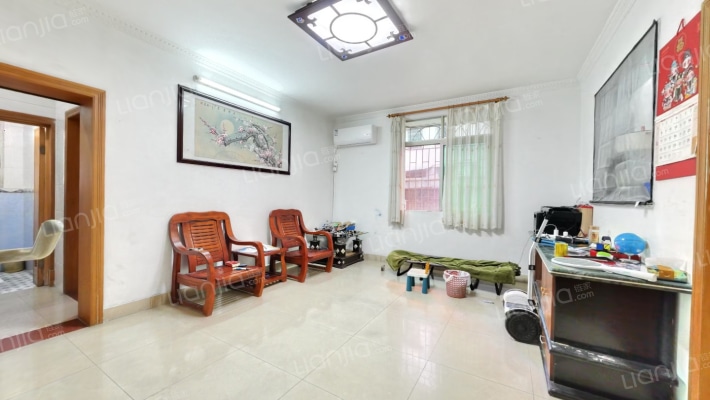 南坛南路沿街17-23-1号单号二手房实景图