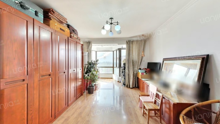 珠江逸景二手房实景图