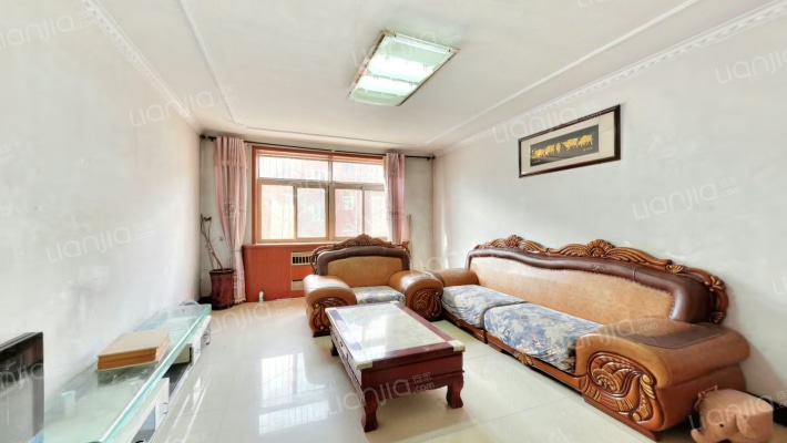 园丁花园二手房实景图