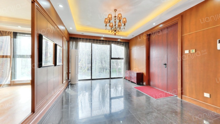 塞纳维拉二手房实景图