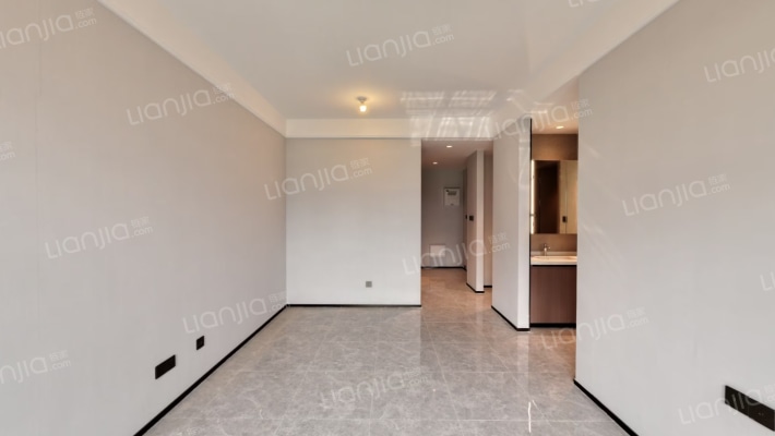 橡树湾一期东区二手房实景图