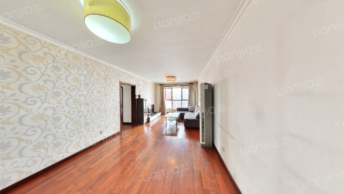 未来家园二手房实景图