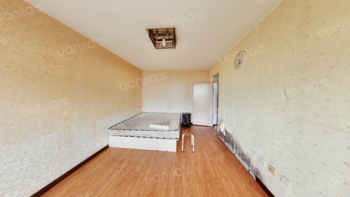 建设里二手房实景图