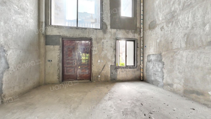 顺华路易城堡二手房实景图