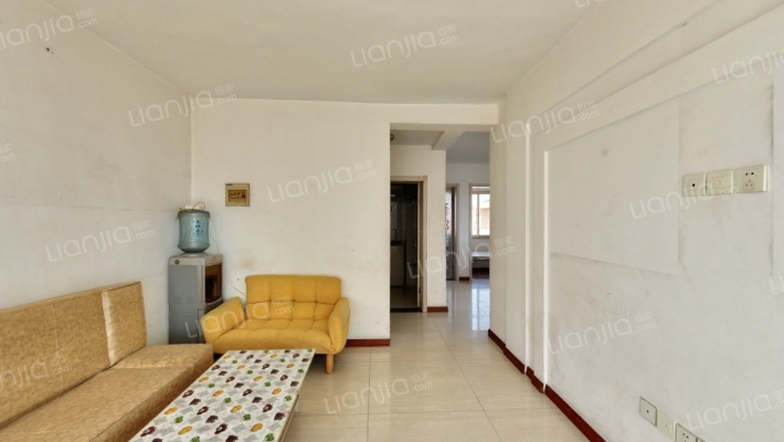 老阀门家属楼二手房实景图