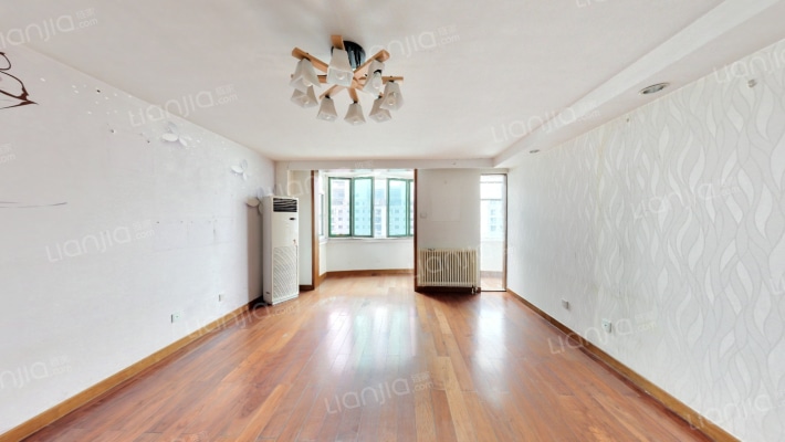 乐澜宝邸二手房实景图