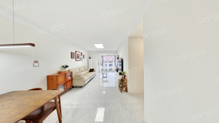 黄金怡海苑四期二手房实景图