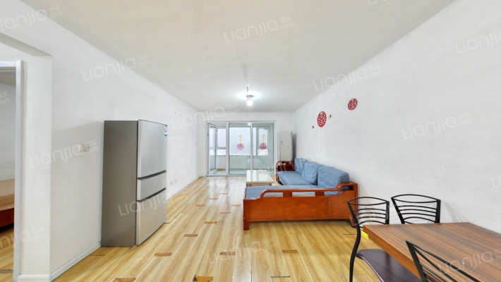 信达金地蓝庭二手房实景图