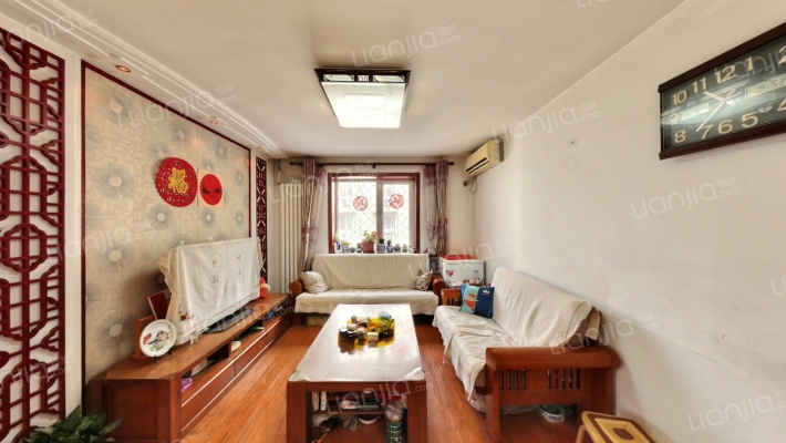 新华街四里二手房实景图