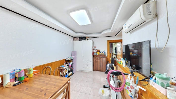 酒仙桥一街坊二手房实景图