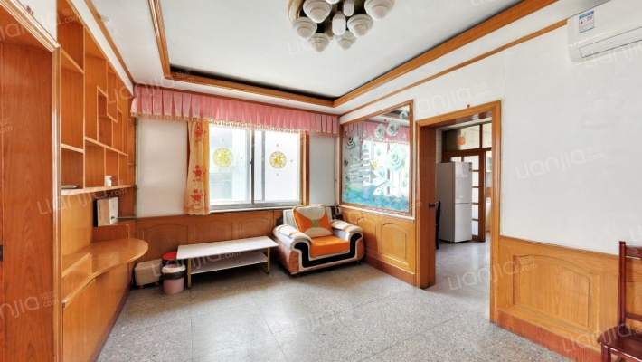 明珠路西小区二手房实景图