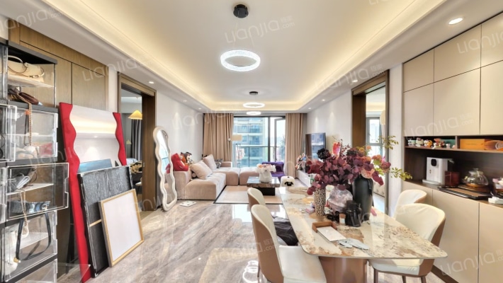 龙湖·御湖境二手房实景图