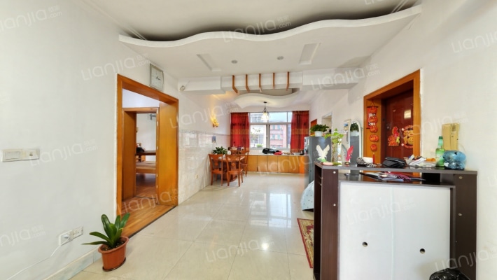 新建县人民医院职工宿舍二手房实景图