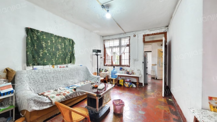 遵义路73号二手房实景图