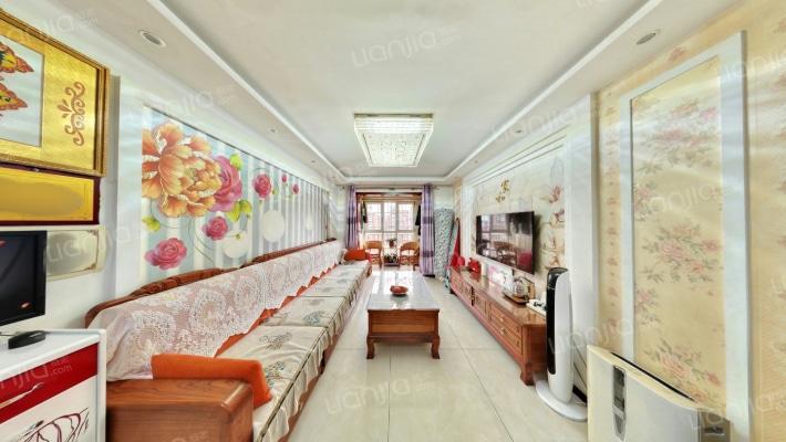 中晟馨苑小区一号院二手房实景图