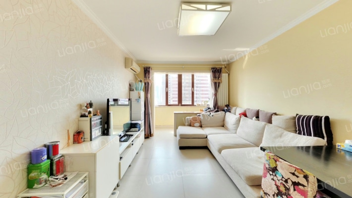 卫生部小区二手房实景图