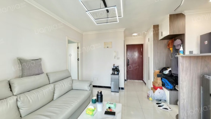 彩虹新城二手房实景图