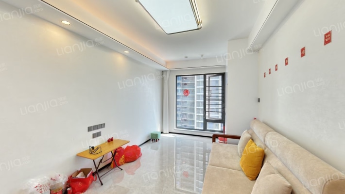 保利国贸沁原二手房实景图