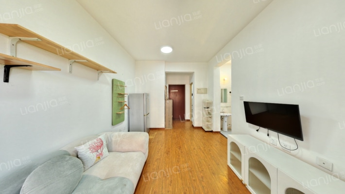 英国小镇蔷薇园二手房实景图