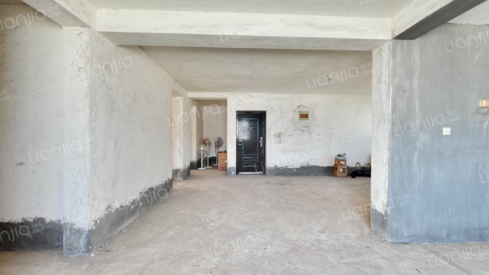 中仁家居城二手房实景图