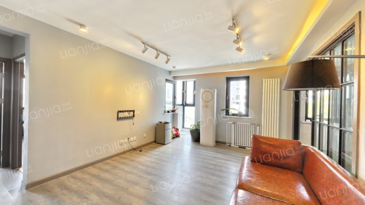 苹果派二手房实景图