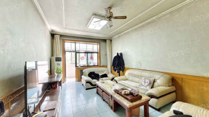 誉隆路3号二手房实景图