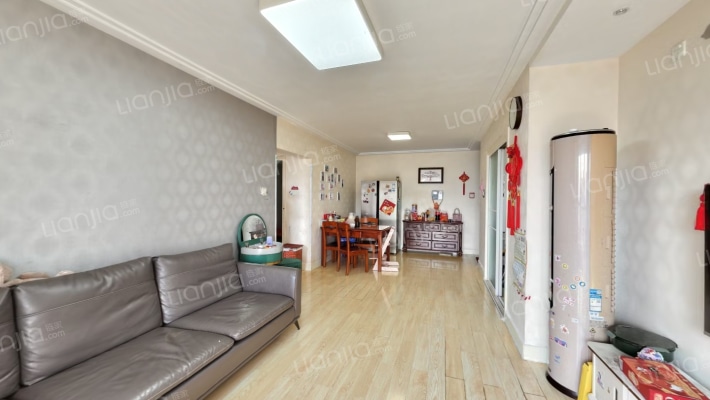 北京新天地五期二手房实景图