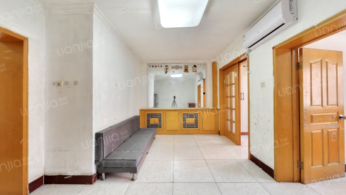 帅府园二手房实景图