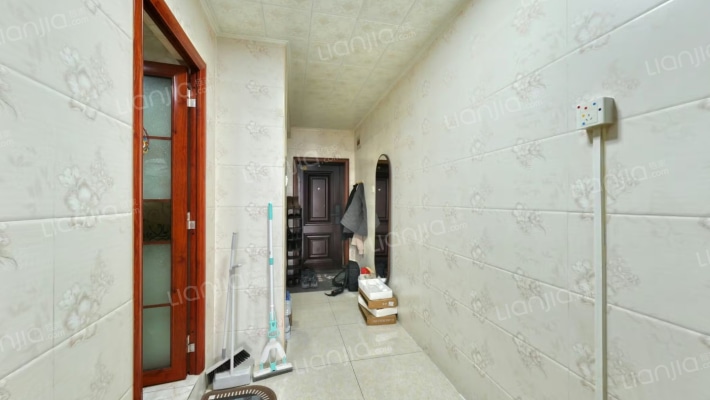 芳群园四区二手房实景图