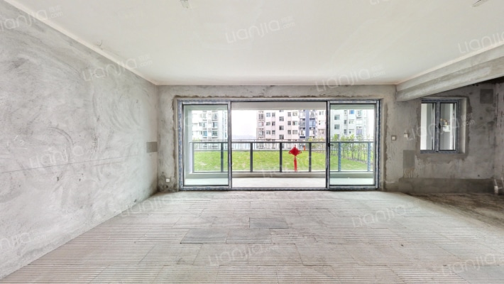 新天泽江上雲境二手房实景图