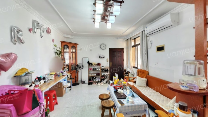 毅宏花园二手房实景图