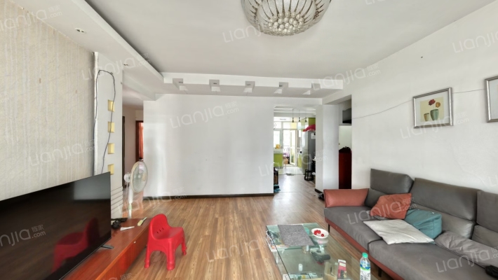 绿色晴川二手房实景图