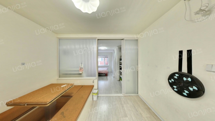 新跃里二手房实景图