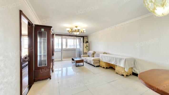 新安中里二手房实景图