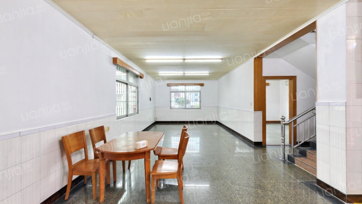 张家边三村二手房实景图