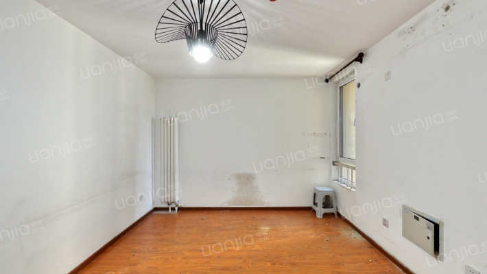 南海雅苑北区二手房实景图