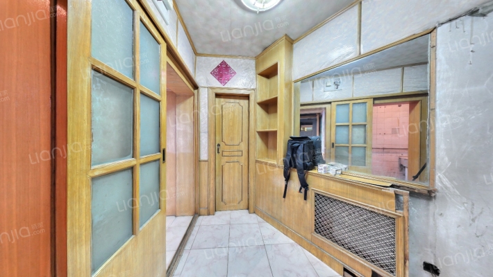 沙子口路70号二手房实景图