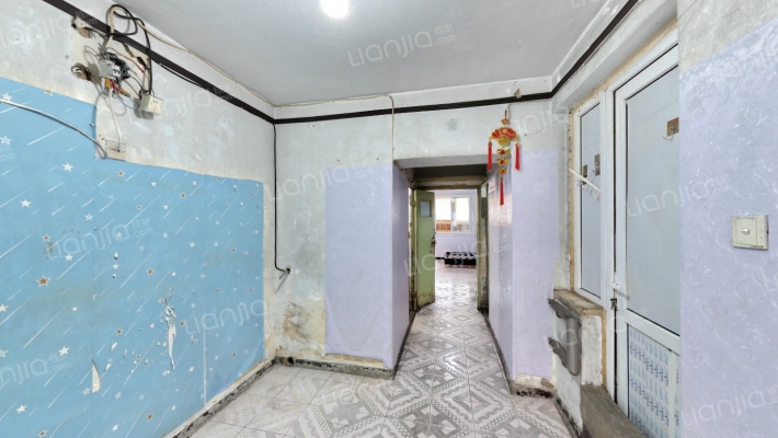 东革新里40号院二手房实景图