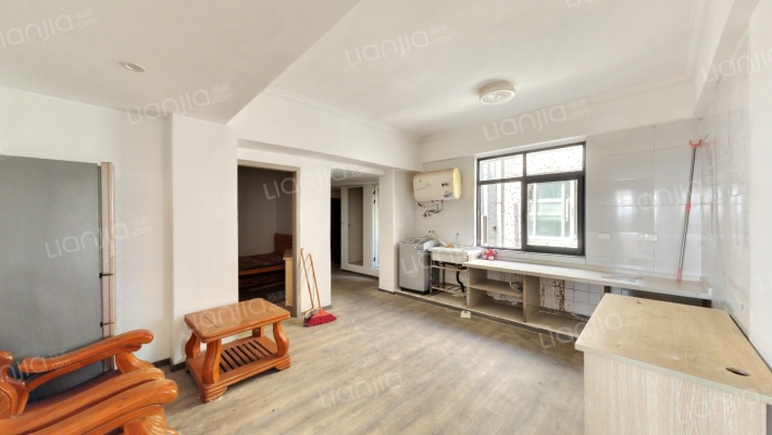 世纪公寓二手房实景图