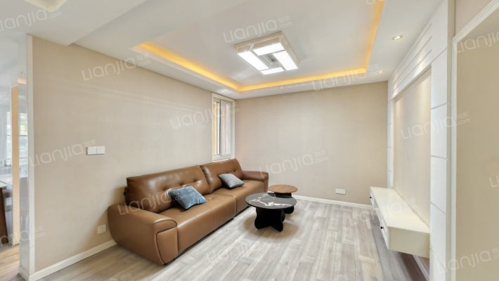 龙池花园二手房实景图