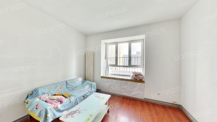 东城新苑二手房实景图